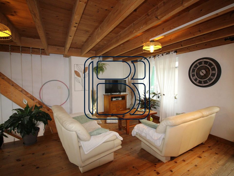 Radhus i Ambert, Puy-de-Dome - foto 3
