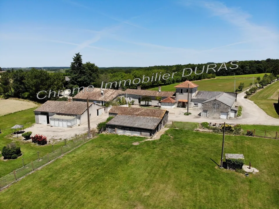 Landejendom i Duras, Lot-et-Garonne - foto 1