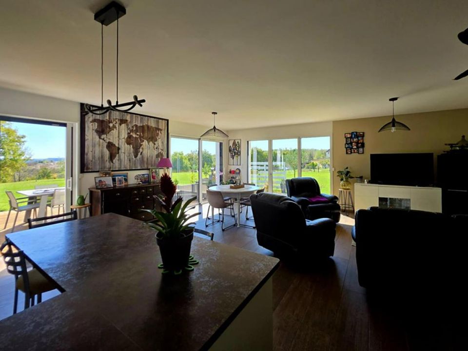 Villa in Crayssac, Lot - photo 2