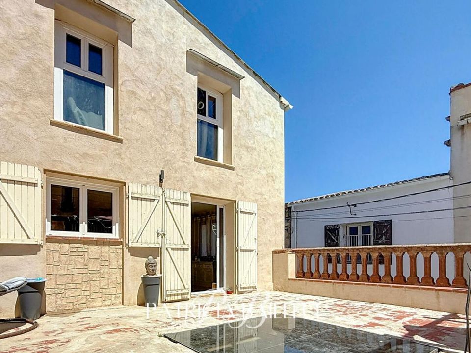 Villa a Rivesaltes, Pyrenees-Orientales - foto 1