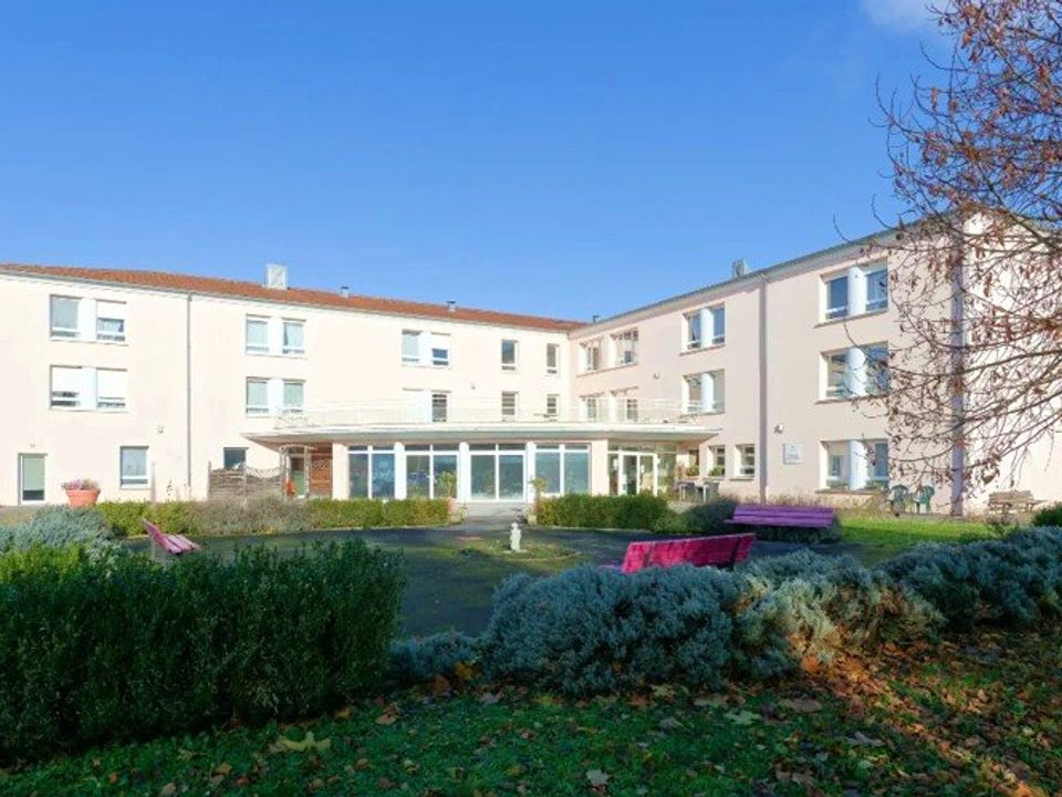 Erhvervsejendom i Braine, Aisne - foto 1