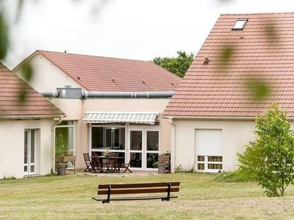 Erhvervsejendom i Gasville-Oiseme, Eure-et-Loir - foto 1