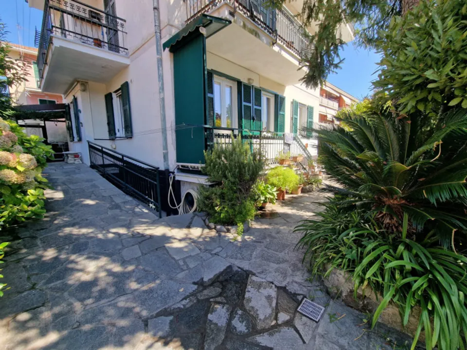 Lejlighed i Rapallo, Genoa - foto 1