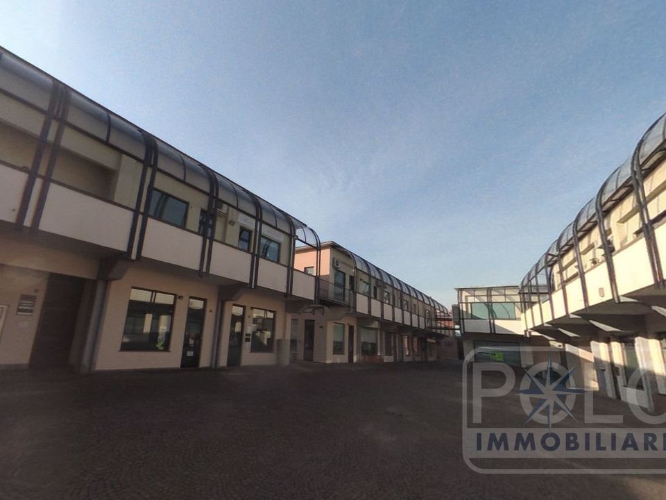 Erhvervsejendom i San Donato Milanese, Milan - foto 1