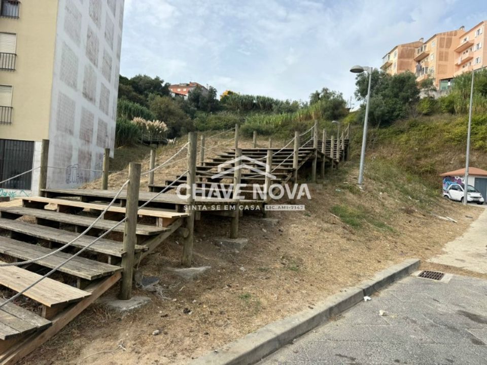 Helårsgrund i Cacem, Lisbon - foto 1