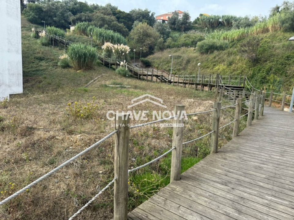Helårsgrund i Cacem, Lisbon - foto 3