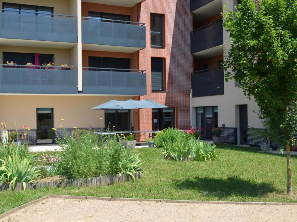 Leilighet i Saint-Trivier-sur-Moignans, Ain - bilde 1