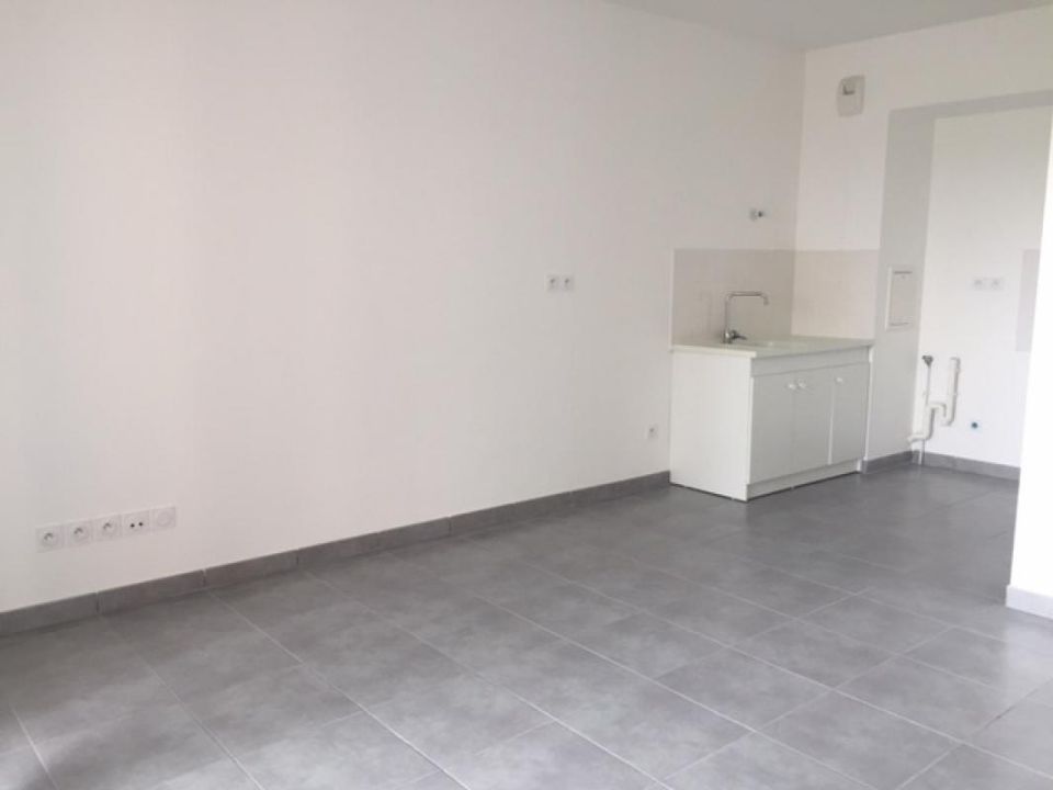 Leilighet i Saint-Trivier-sur-Moignans, Ain - bilde 2