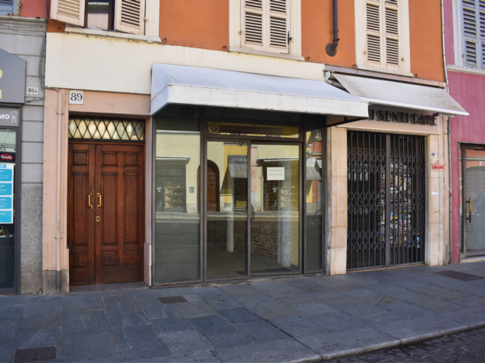 Erhvervsejendom i Parma, Parma - foto 5
