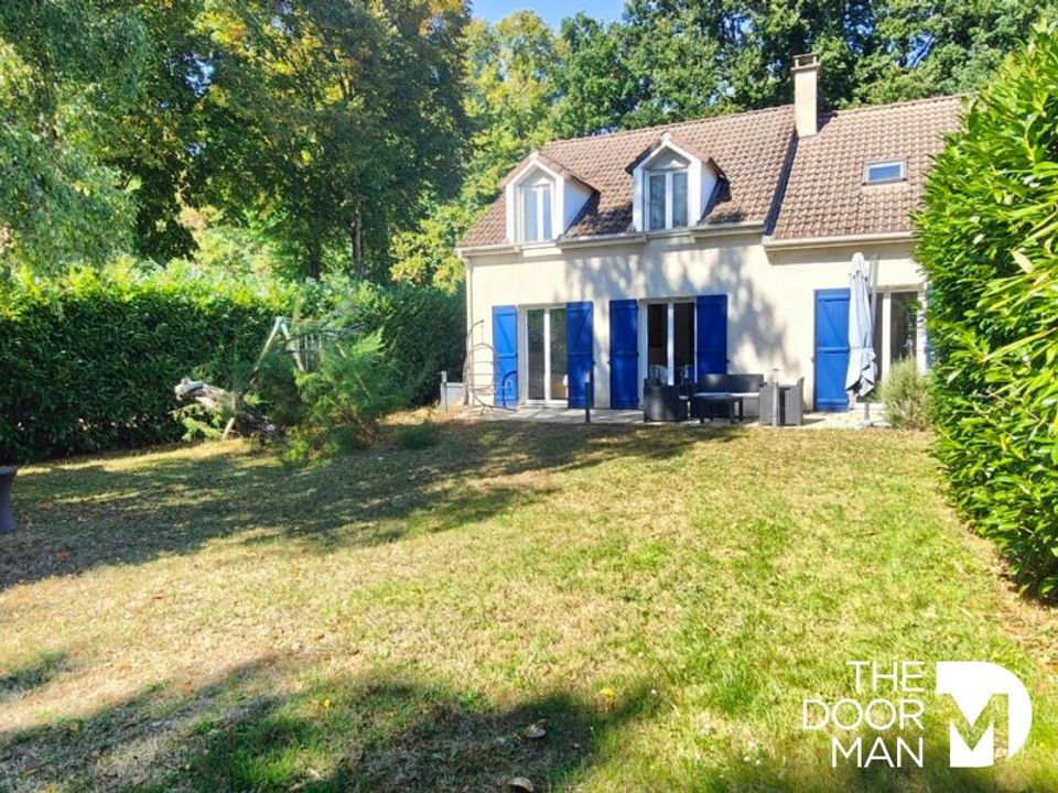 Villa i Montigny-le-Bretonneux, Yvelines - foto 1