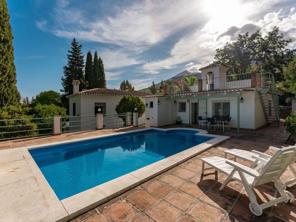 Finca i Alhaurin El Grande, Malaga - foto 1