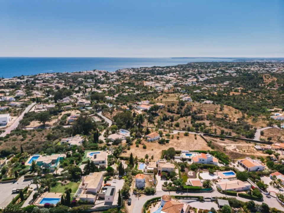 Helårsgrund i Carvoeiro, Faro - foto 1