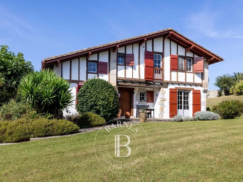 Villa i Urrugne, Pyrenees-Atlantiques - foto 2