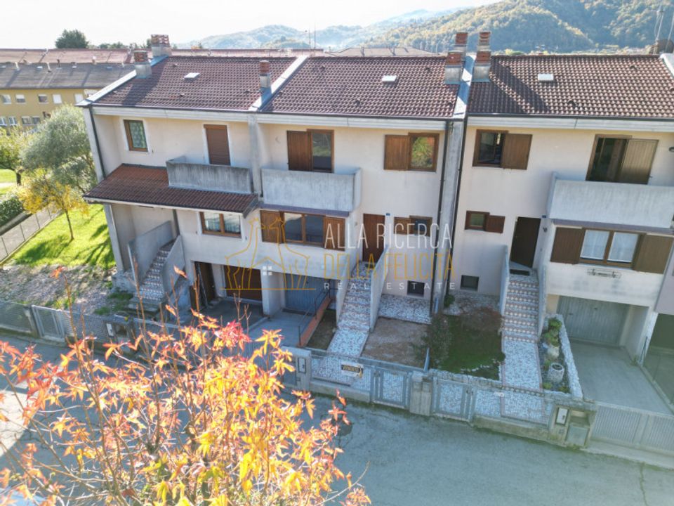 Rækkehus i Schio, Vicenza - foto 1