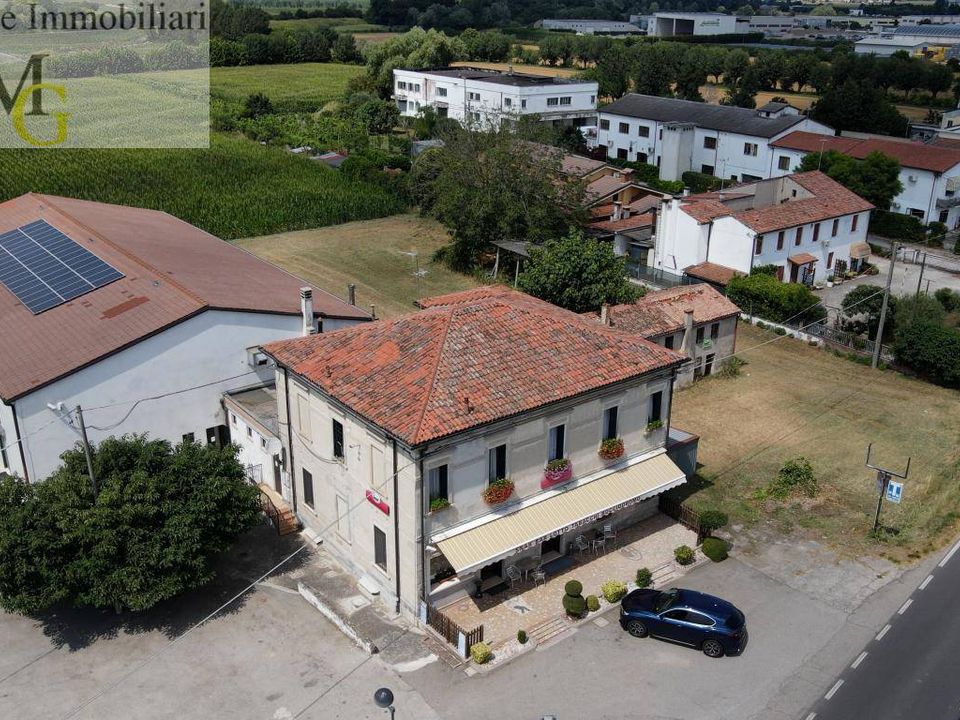 Erhvervsejendom i Montagnana, Padua - foto 2