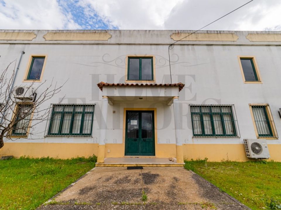 Erhvervsejendom i Almeirim, Santarem - foto 4