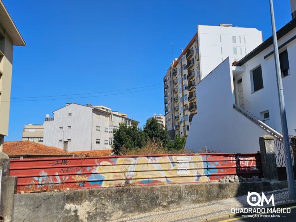 Helårsgrund i Sao Joao da Madeira, Aveiro - foto 1
