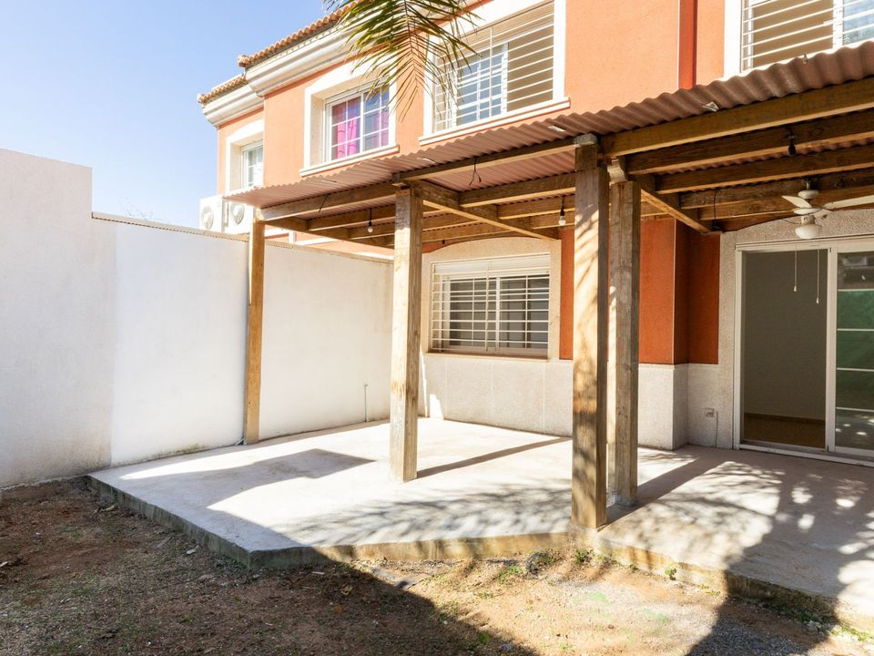 Rækkehus i Valencia, Valencia - foto 1