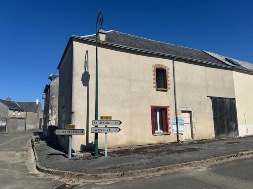 Casa de pueblo en Bazoches-les-Hautes, Eure-et-Loir - foto 1