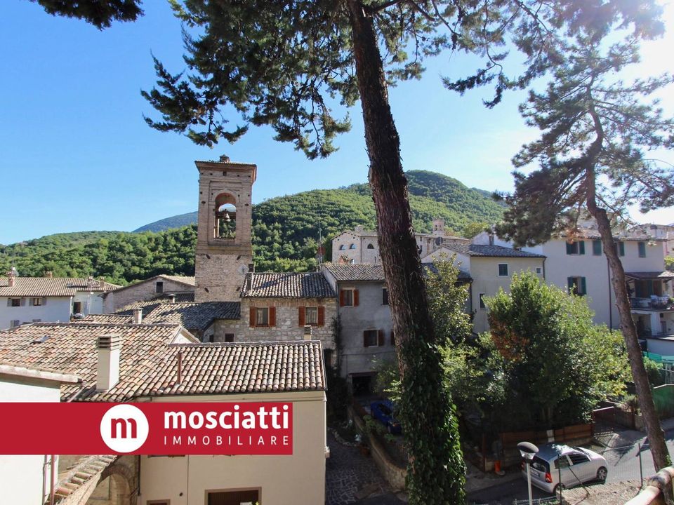 Villa i Esanatoglia, Macerata - foto 1