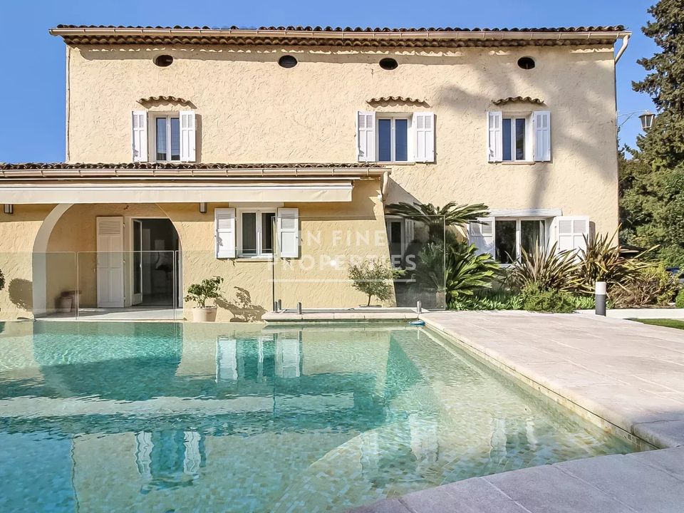 Villa i Mougins, Alpes-Maritimes - foto 1