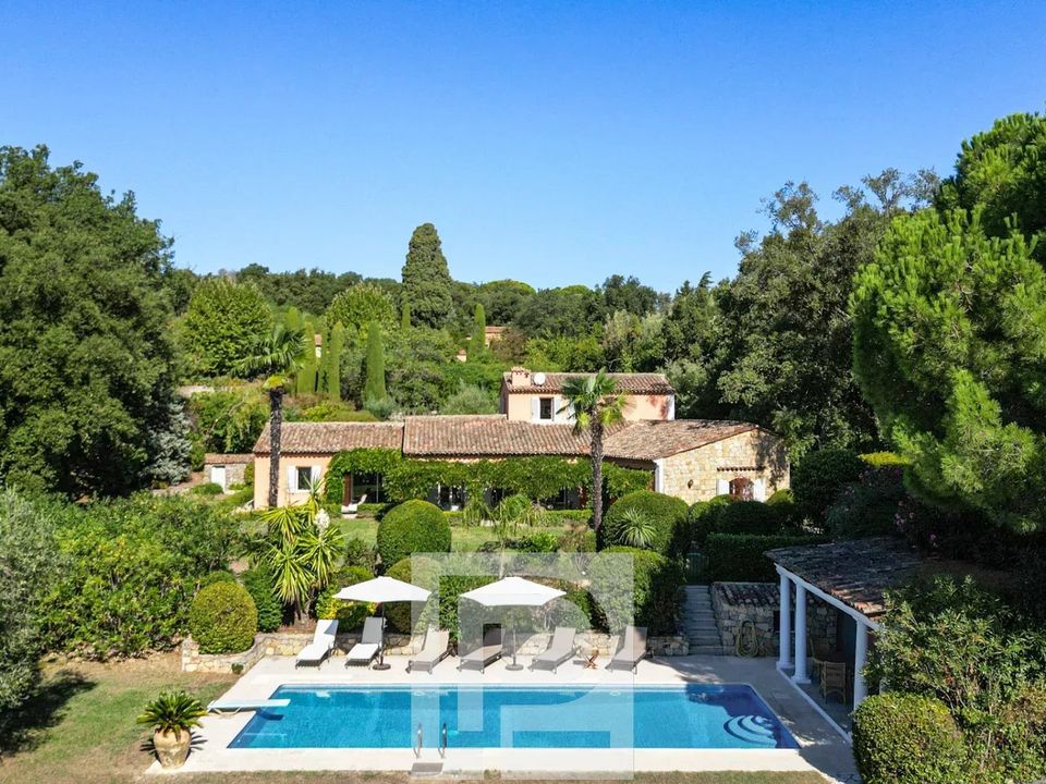 Landejendom i Mougins, Alpes-Maritimes - foto 2