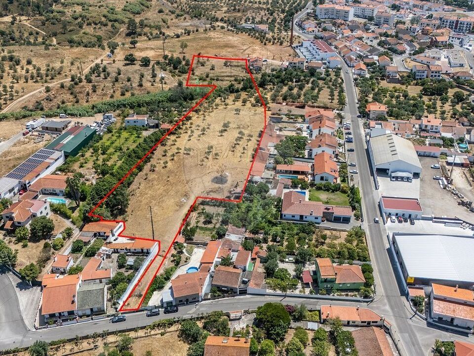 Helårsgrund i Vila Nova da Barquinha, Santarem - foto 1