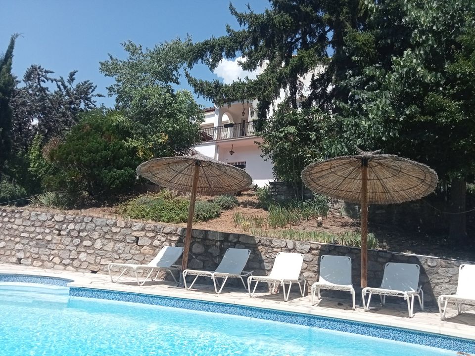 Villa i Arles-sur-Tech, Pyrenees-Orientales - foto 1