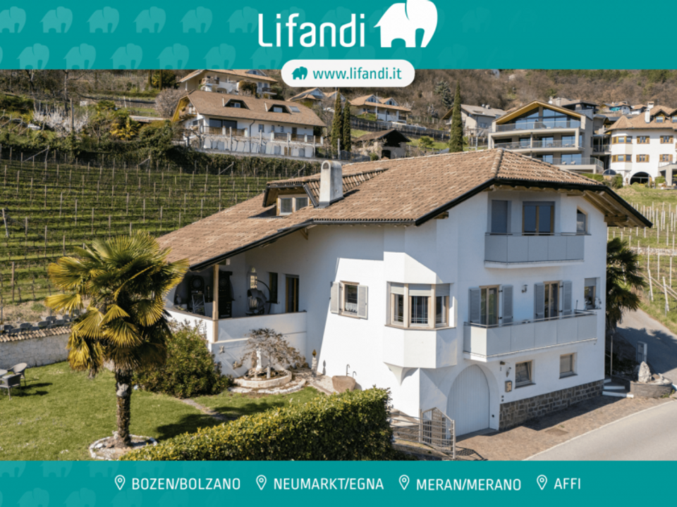 Villa i Caldaro sulla Strada del Vino, South Tyrol - bilde 1