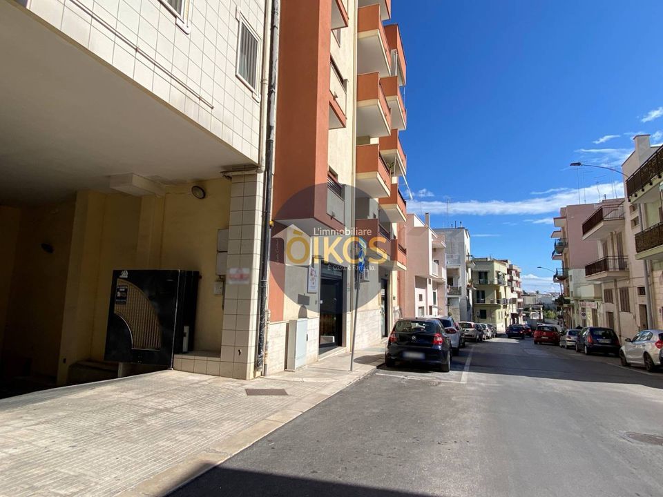 Parkeringsplass i Monopoli, Bari - bilde 4