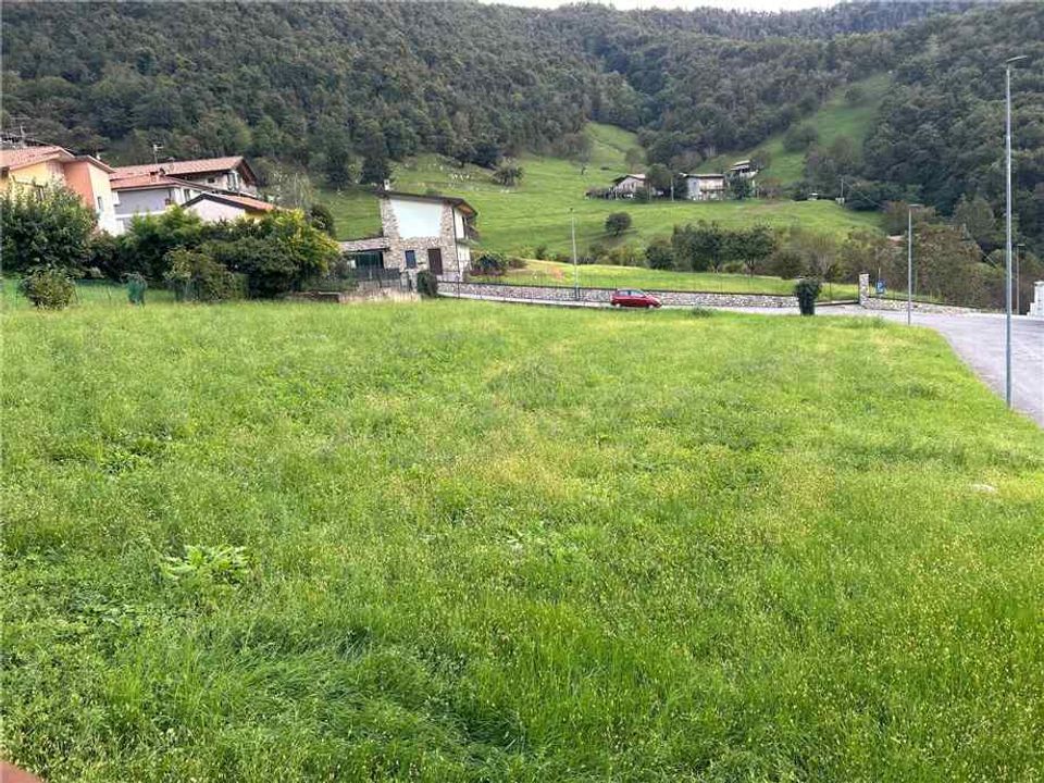 Helårsgrund i Viadanica, Bergamo - foto 2