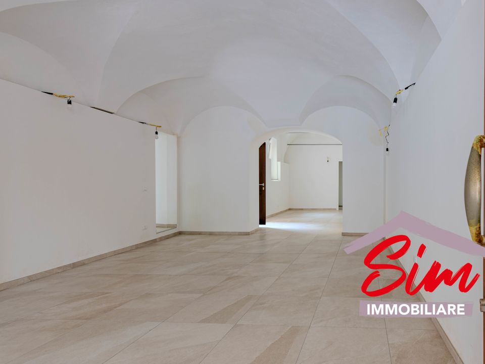 Commercial property in Trino, Vercelli - photo 4