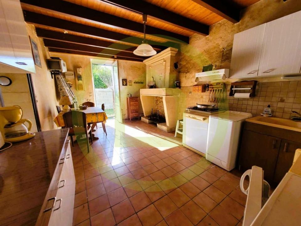 Villa i Saint-Bonnet-Sur-Gironde, Charente-Maritime - foto 3
