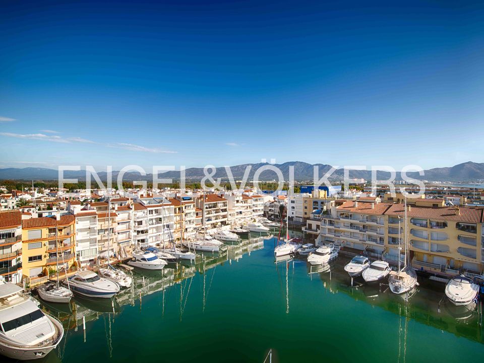 Lejlighed i Empuriabrava, Gerona - foto 3