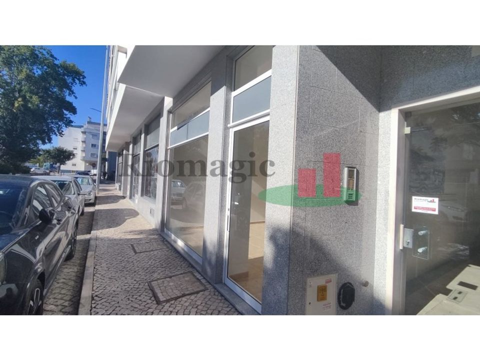 Erhvervsejendom i Rio Maior, Santarem - foto 1