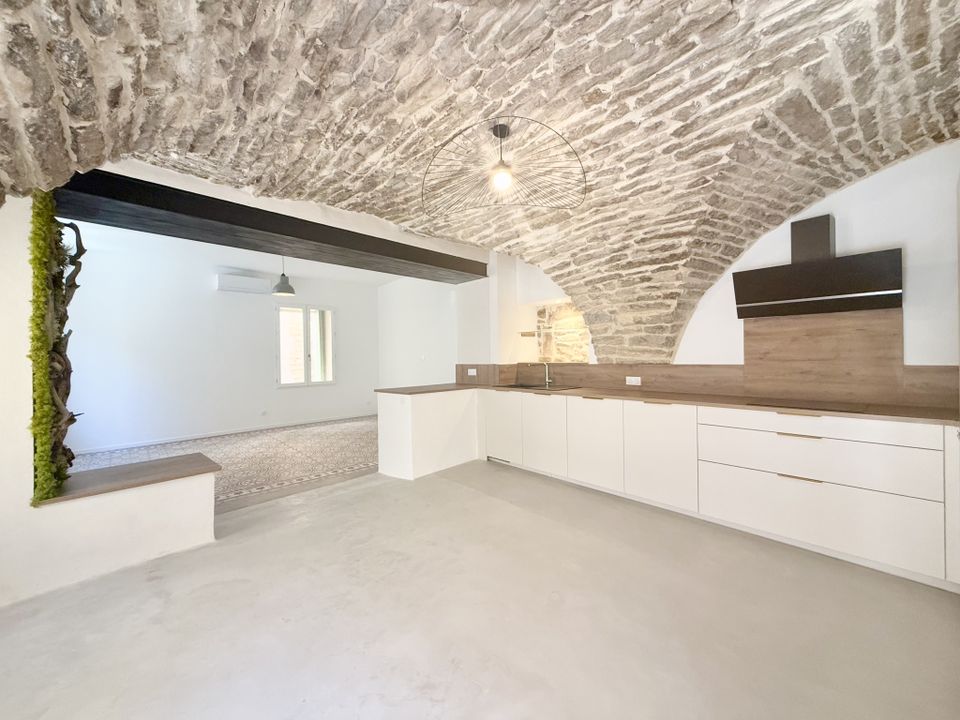 Landsbyhus i Bernis, Gard - foto 1
