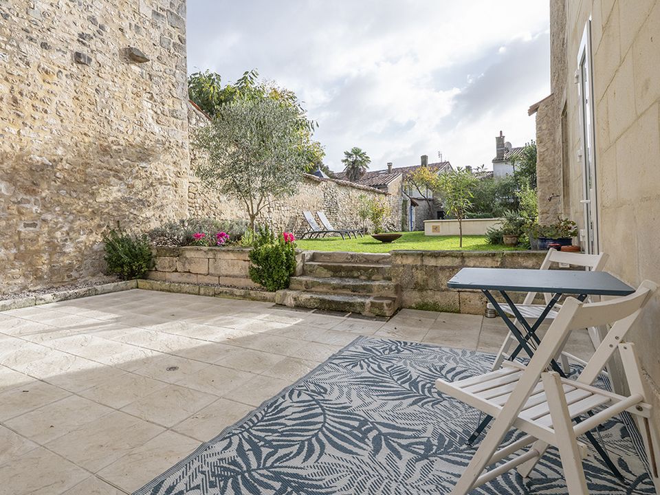 Villa i Saint-Jean-d'Angely, Charente-Maritime - bilde 2