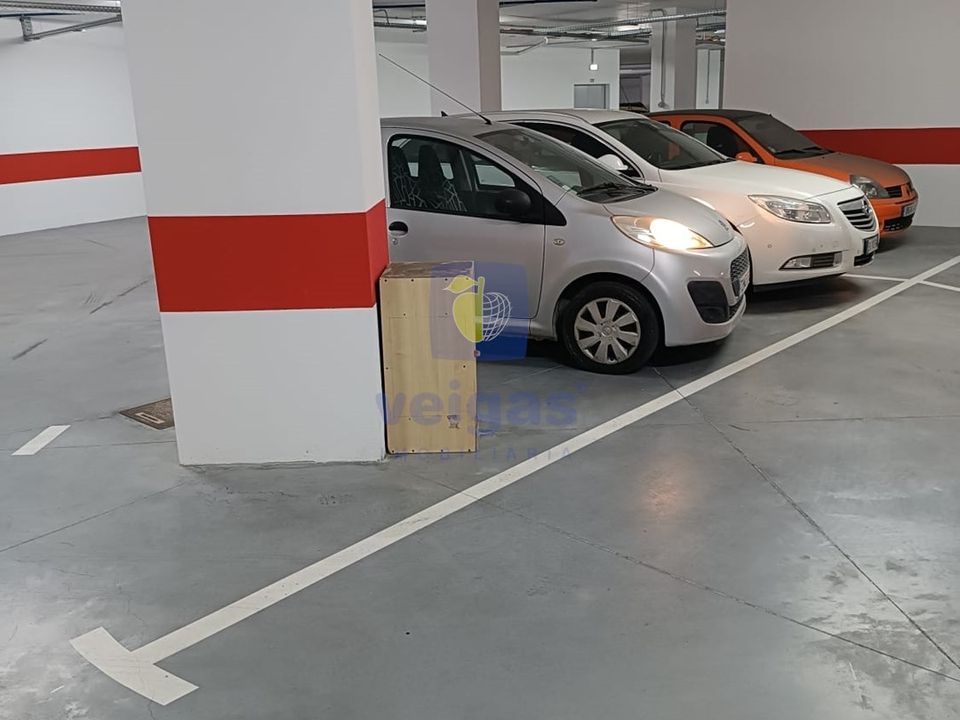 Garage i Caldas da Rainha, Leiria - foto 5