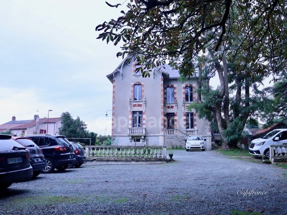 Villa i Puy-De-Serre, Vendee - bilde 1