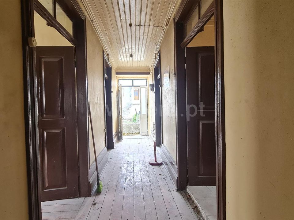 Byhus i Gouveia, Guarda - foto 4