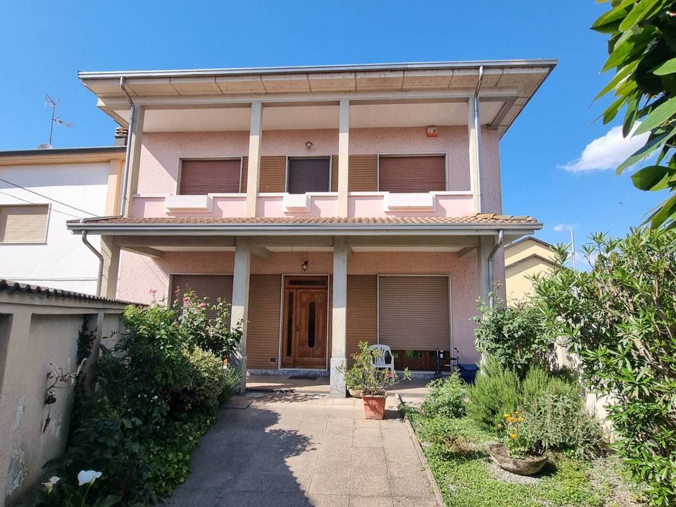Villa en Villata, Vercelli - foto 1