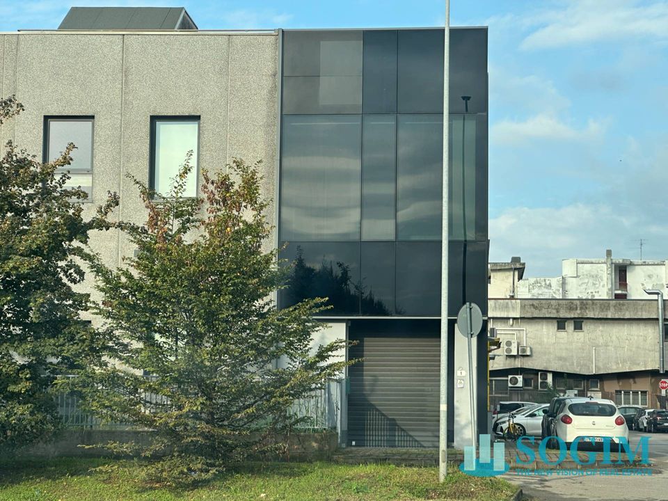 Erhvervsejendom i Lissone, Monza and Brianza - foto 1