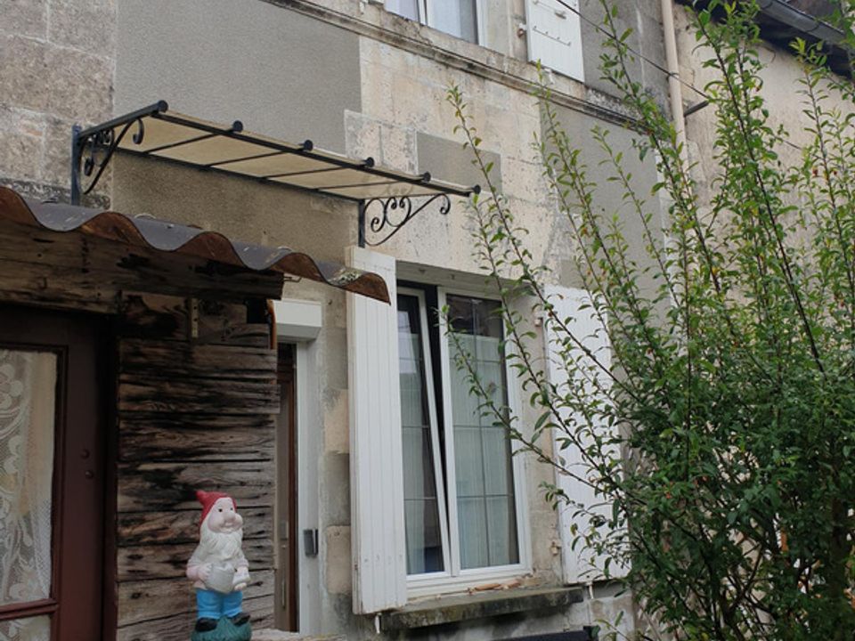 Casa de pueblo en Chalais, Charente - foto 2