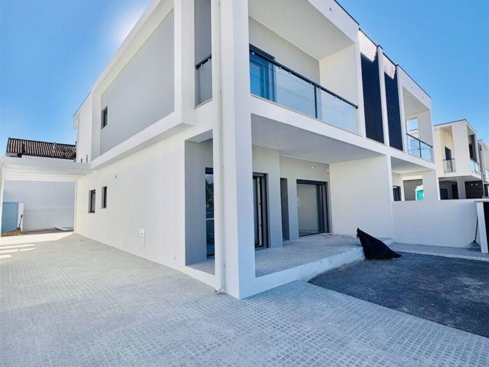 Rekkehus i Seixal, Setubal - bilde 1