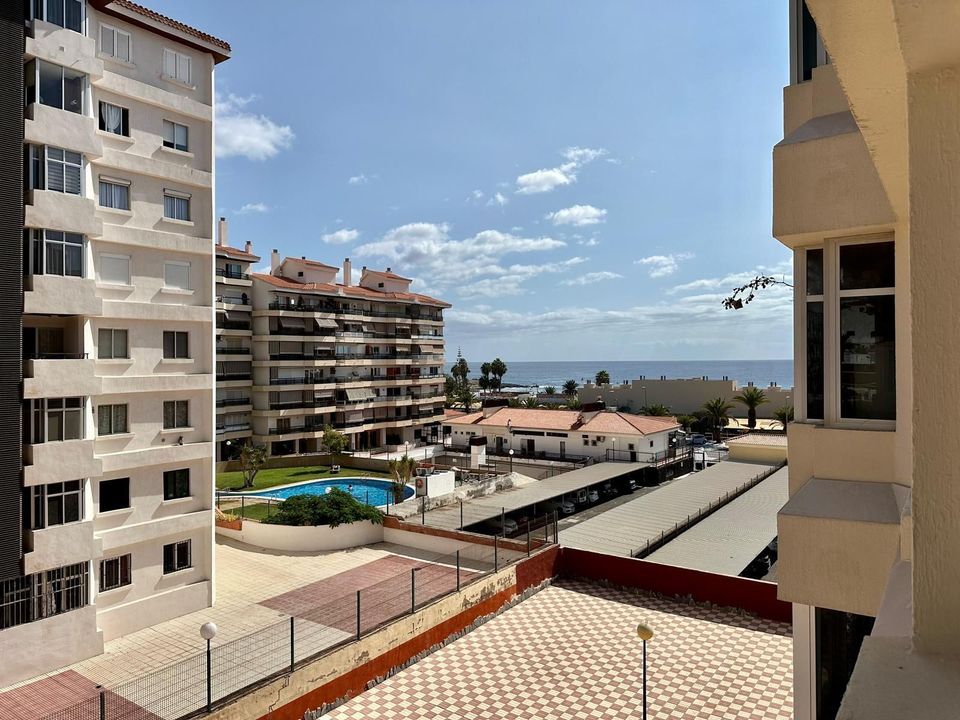 Lejlighed i Playa De Los Cristianos, Tenerife - foto 1