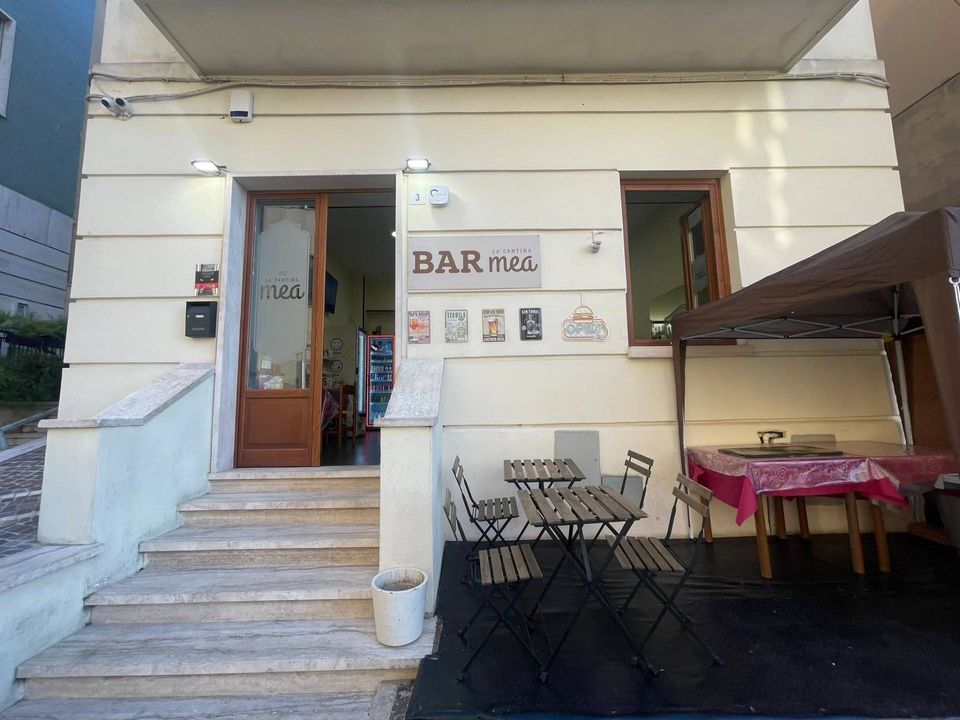 L'establiment comercial a Frosinone, Frosinone - foto 1