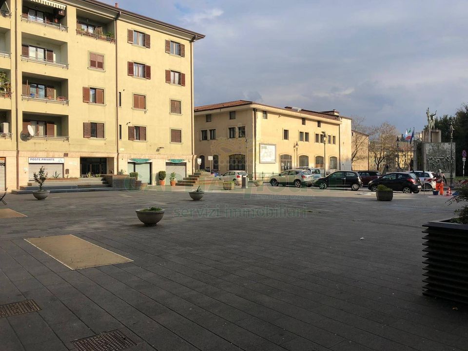 Erhvervsejendom i Avellino city, Avellino - foto 2