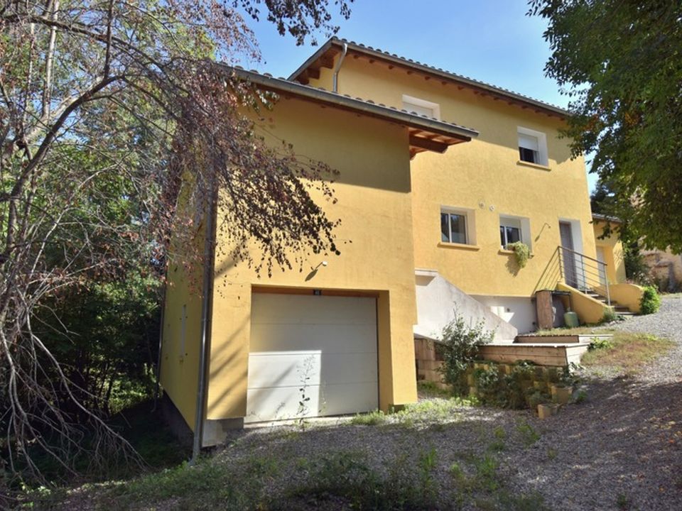 Villa i Digne-les-Bains, Alpes-de-Haute-Provence - foto 1