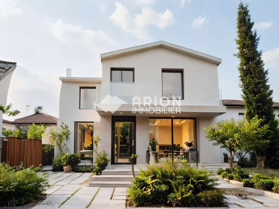 Villa i Bagnolet, Seine-Saint-Denis - bilde 1