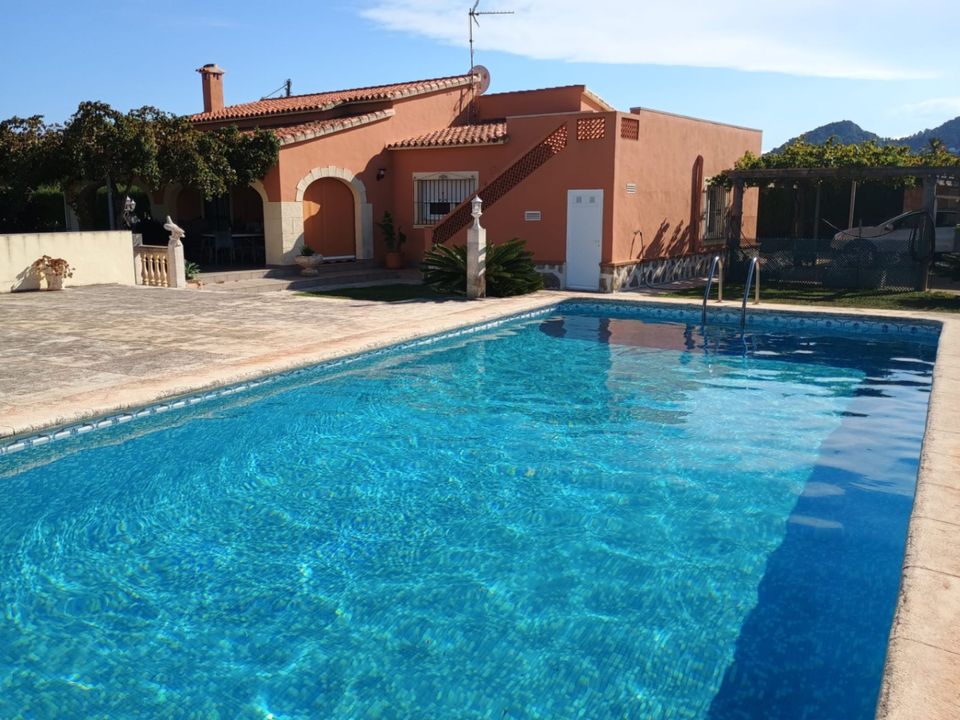 Villa i Denia, Alicante - foto 1